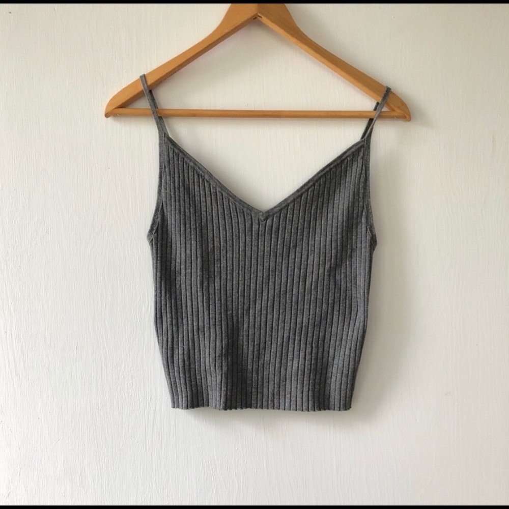 Kendall & Kylie cropped sweater tank top